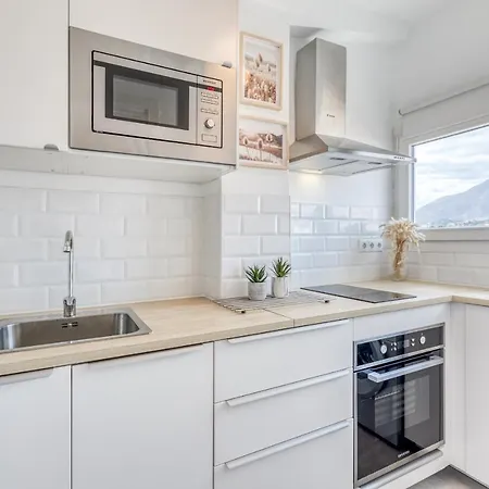 Apartment Hanami Avenida De Espana Front - Mountain View Estepona